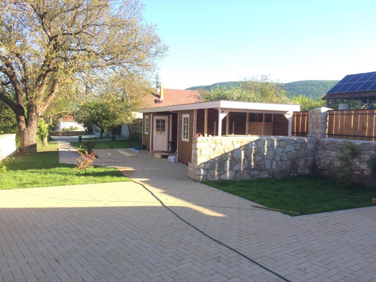 Preselo Pinceszet Es Vendeghaz Bed & Breakfast Erdobenye Bagian luar foto