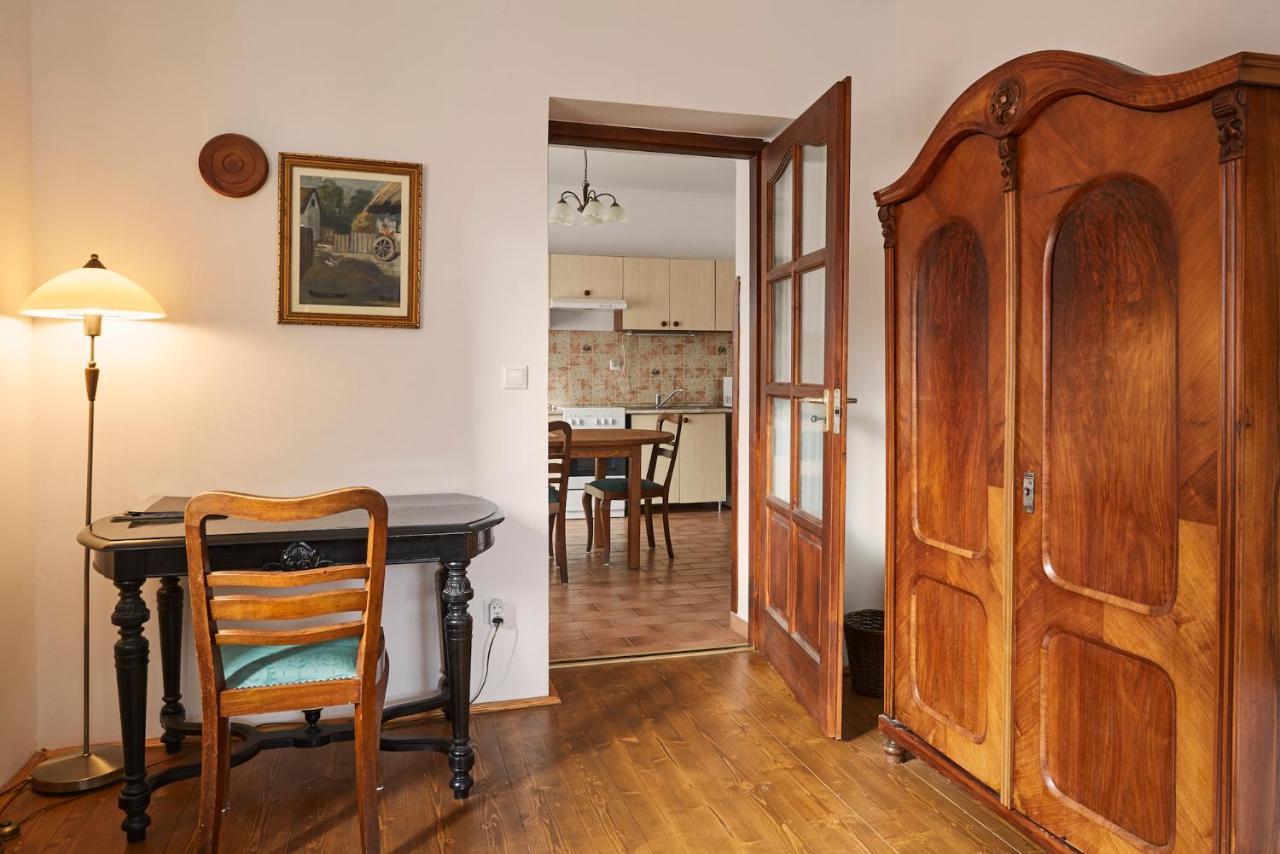 Preselo Pinceszet Es Vendeghaz Bed & Breakfast Erdobenye Bagian luar foto