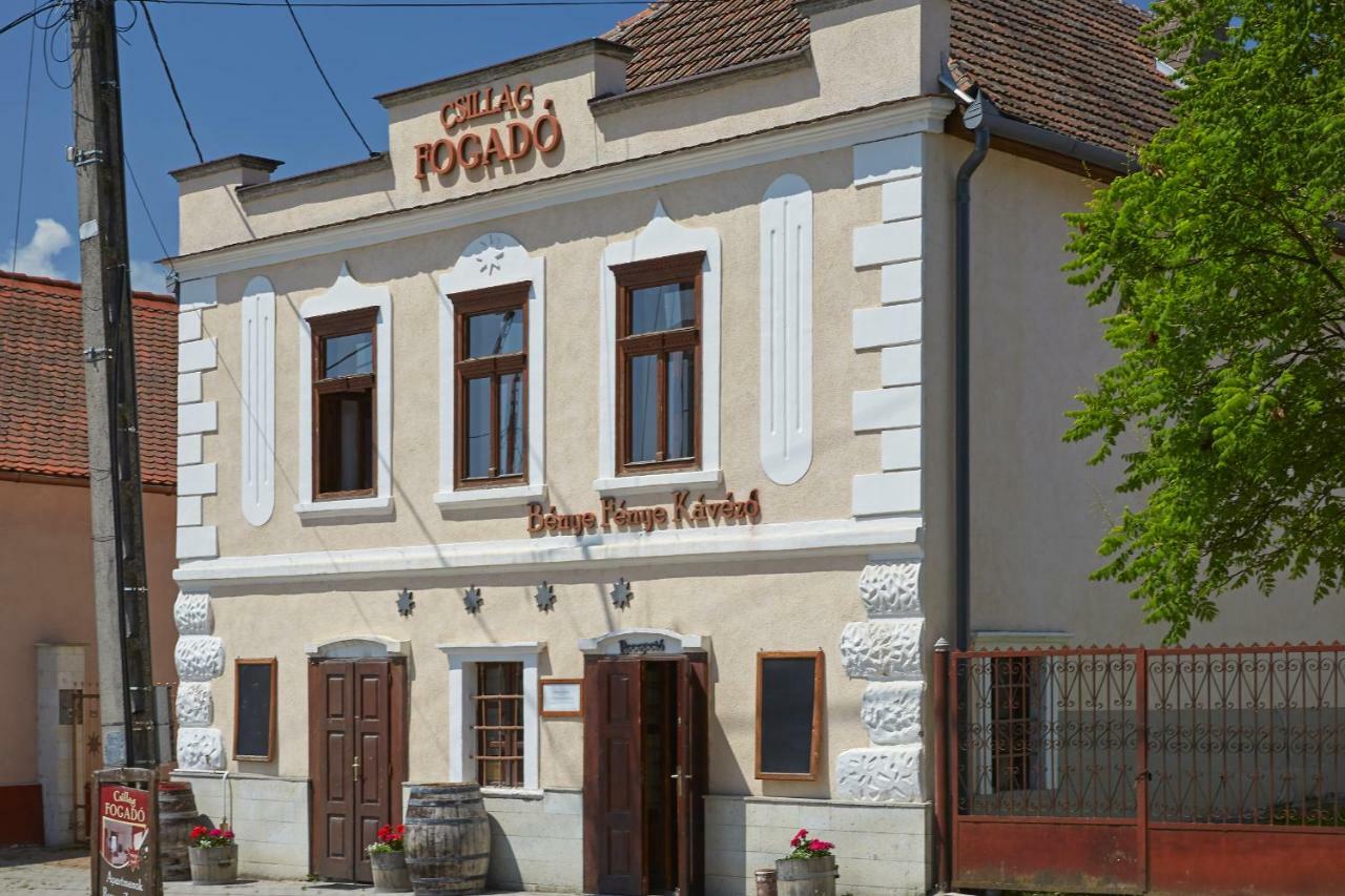 Preselo Pinceszet Es Vendeghaz Bed & Breakfast Erdobenye Bagian luar foto