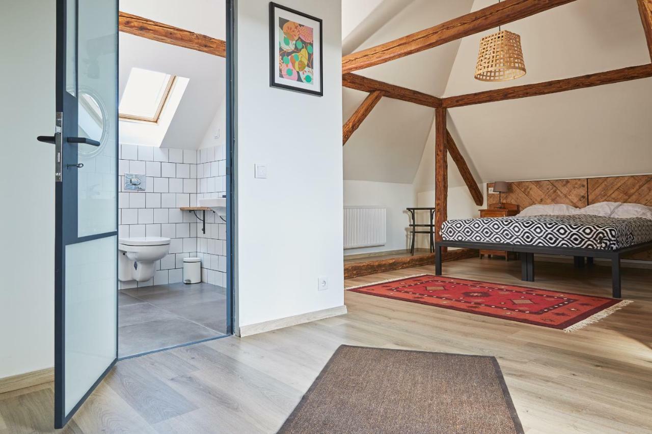 Preselo Pinceszet Es Vendeghaz Bed & Breakfast Erdobenye Bagian luar foto